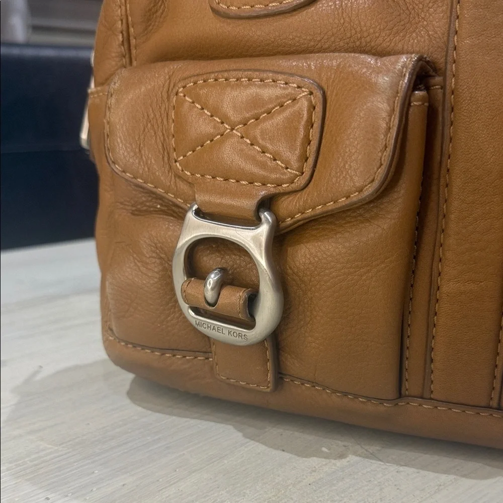 Michael Kors elegant brown